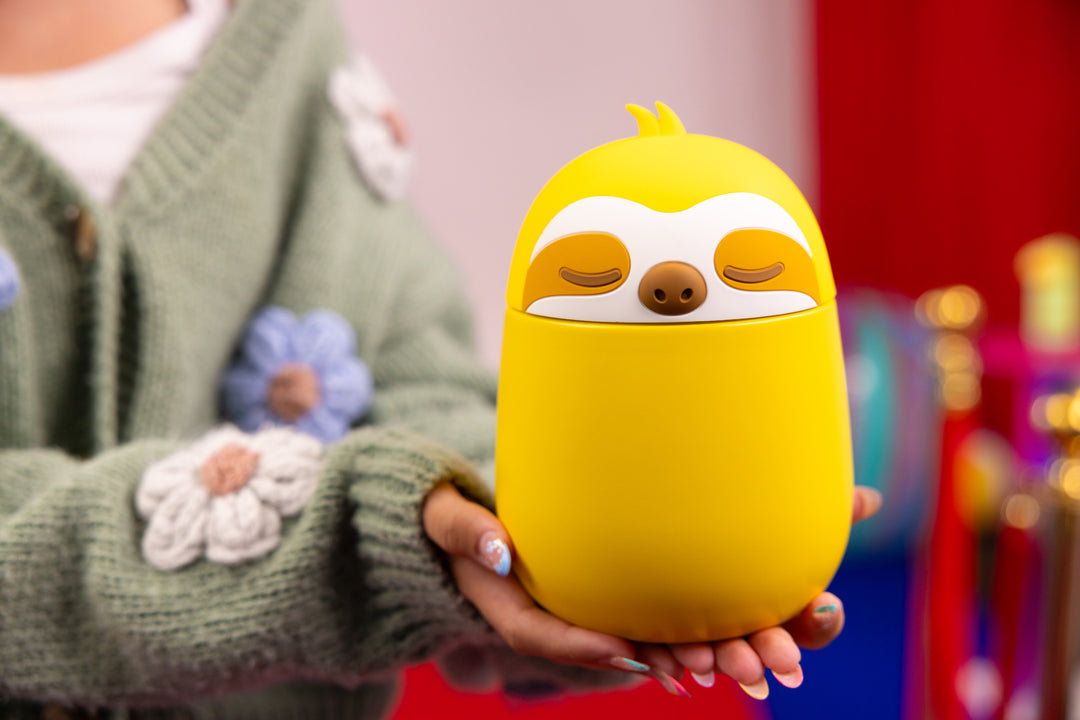 Dreamo Sloth food jar front view held in two hands - Pijo Australia