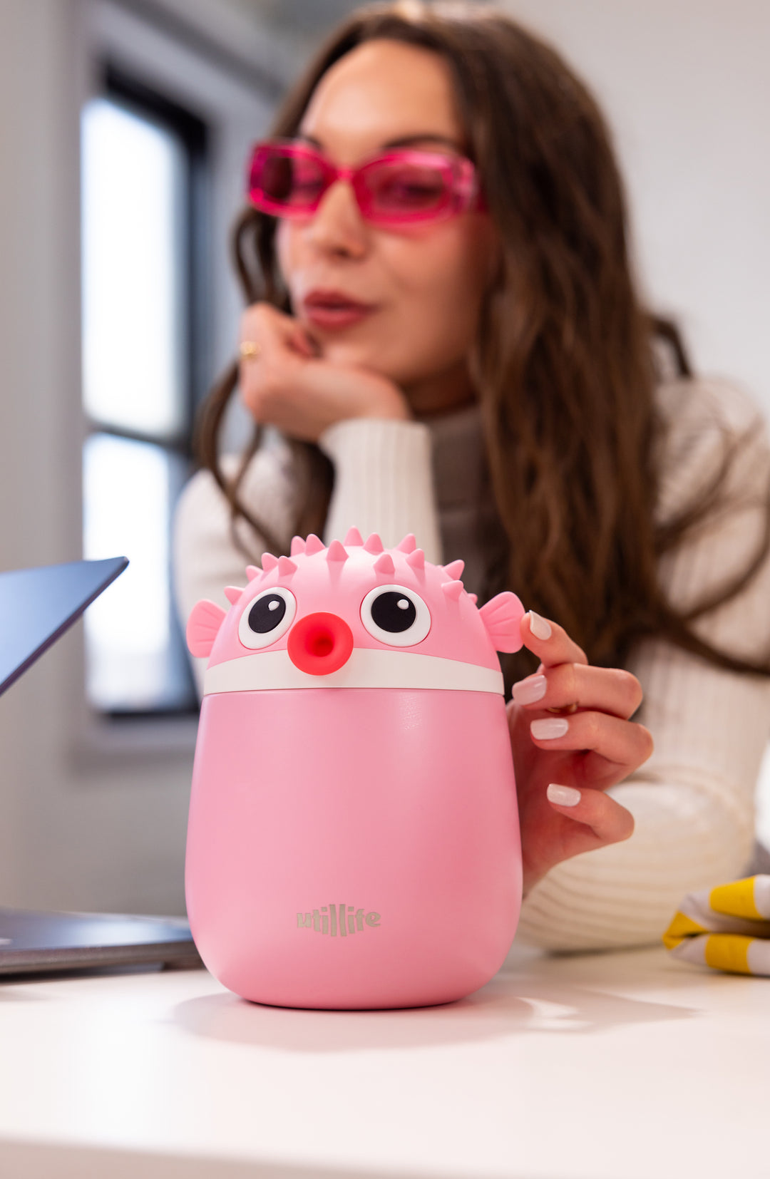 Tonny Pufferfish food jar detail with girl - Pijo Australia